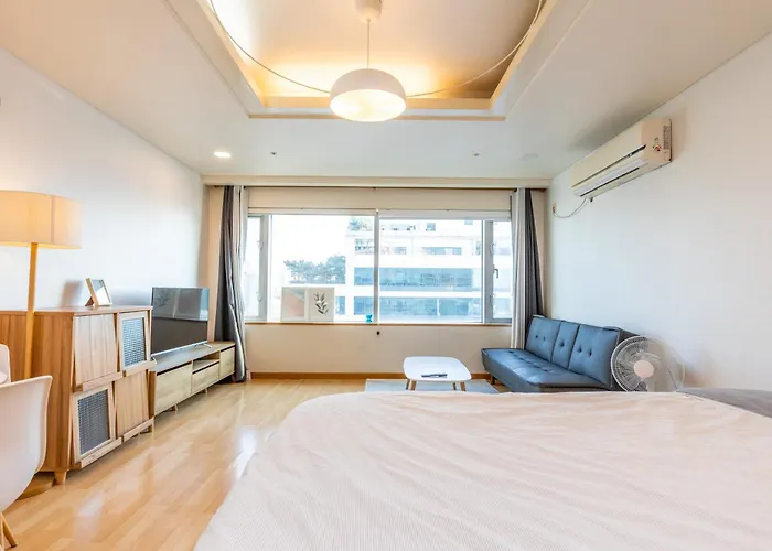Jiny's Cozy Apartment *